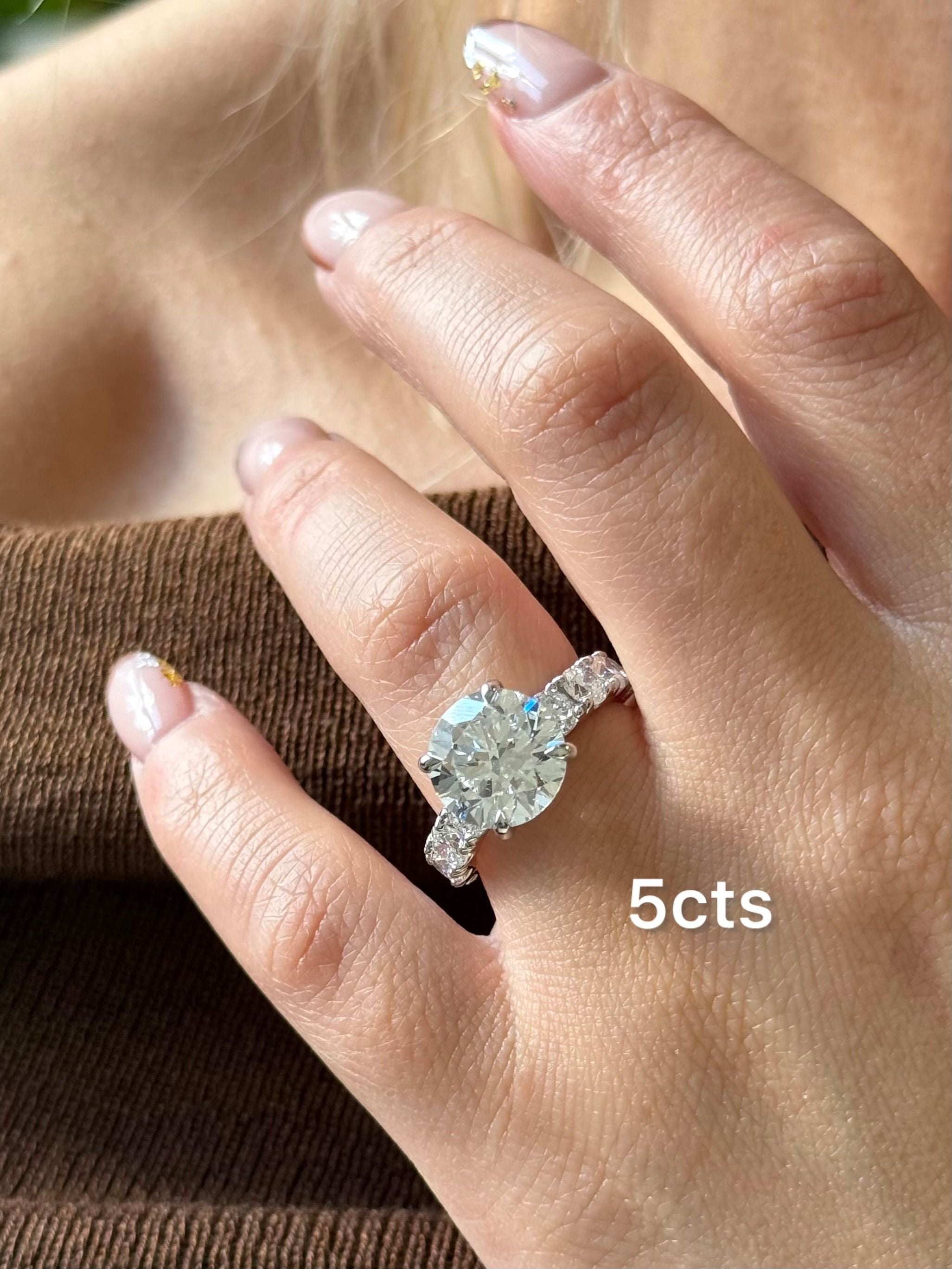 Lab Grown Round Diamond Ring with Accents